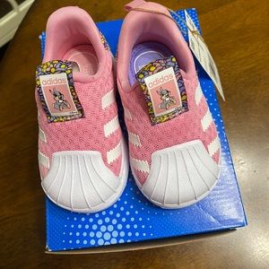 Beautiful adidas baby girl's shoes size 4